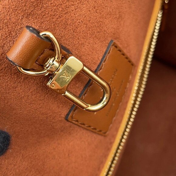 LOUIS VUITTON Fold tote Size PM Monogram/Calf Leather Cerise/Cream/Brown M45389 - Picture 9 of 16